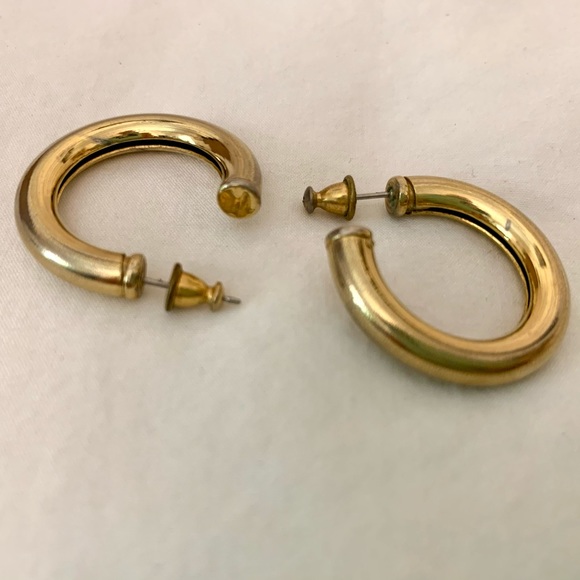 Earring Assortment - Picture 8 of 8